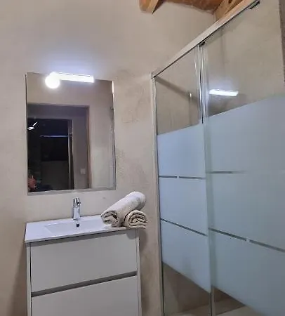 Bed & Breakfast Domaine Colonna Santini ,chambre D Hotes Piscine, Porri