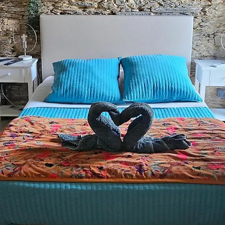 Panzió Domaine Colonna Santini ,chambre D Hotes Piscine, 3*