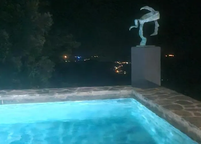 Domaine Colonna Santini ,chambre D Hotes Piscine, 4*