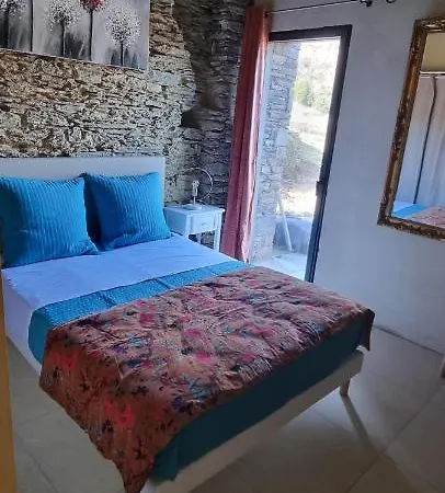 Domaine Colonna Santini ,chambre D Hotes Piscine, Sauna, B&B *
