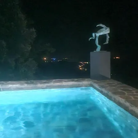 Domaine Colonna Santini ,chambre D Hotes Piscine, Sauna, *