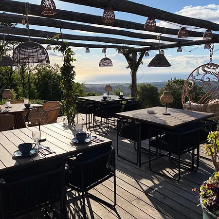Domaine Colonna Santini ,chambre D Hotes Piscine, Bed & Breakfast Porri