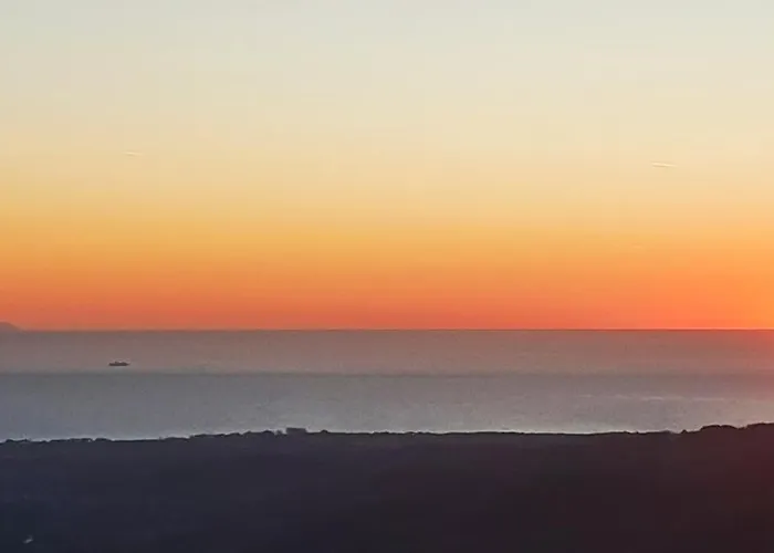 Domaine Colonna Santini ,chambre D Hotes Piscine, Bed & Breakfast Porri