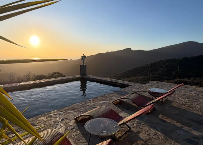 Domaine Colonna Santini ,chambre D Hotes Piscine, 4*